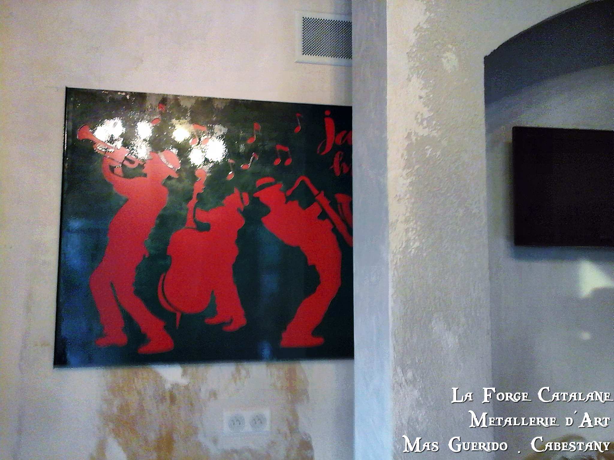 decoupe laser musique musicien dibon alu rouge fer forge catalane 1.jpg